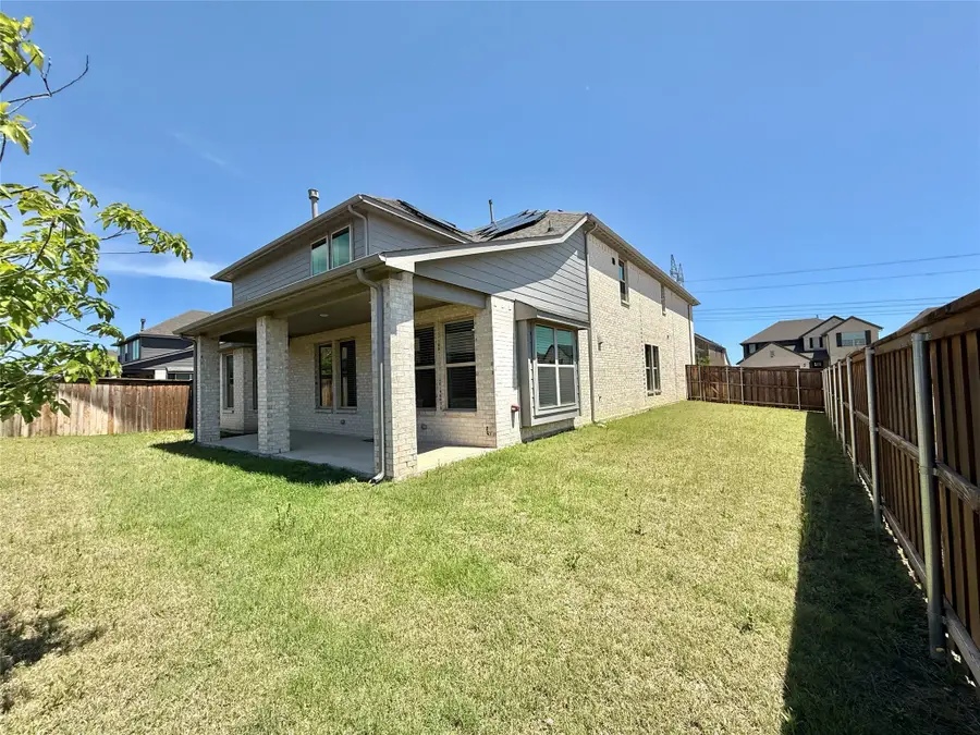 421 Acton Avenue, Fort Worth, TX 76131 - Image #2