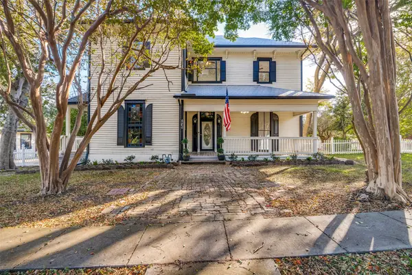 402 Munson Street, Rockwall, TX 75087