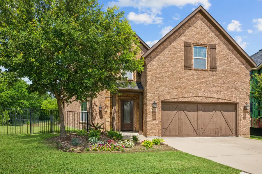 3227 Walnut Grove Place, Flower Mound, TX 75022 - Image #2