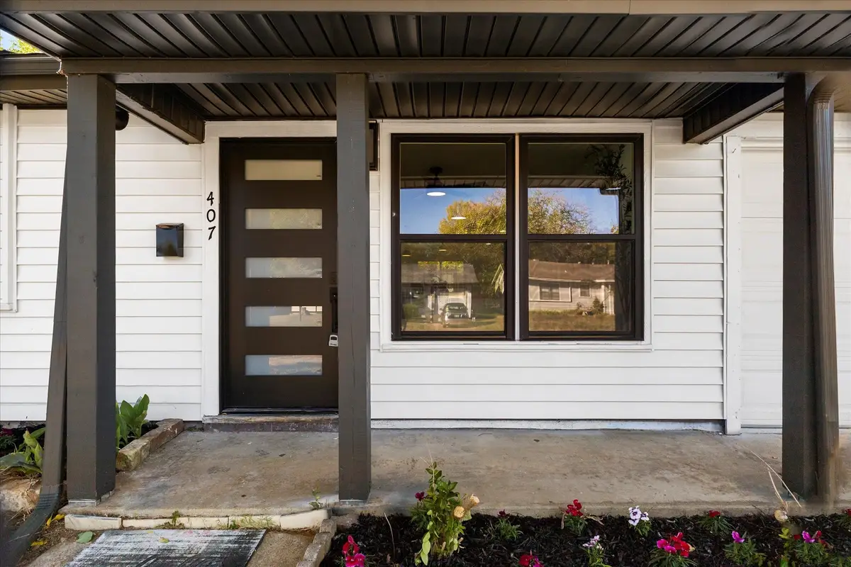 407 Freestone Drive, Euless, TX 76039 - Image #1