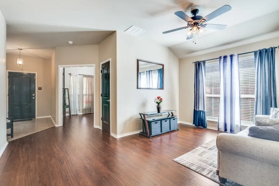 3629 Swallow Drive, Mesquite, TX 75181 - Image #2