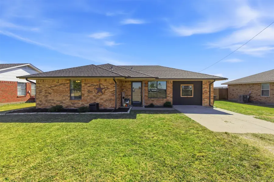 2028 Forreston Road, Waxahachie, TX 75165 - Image #2