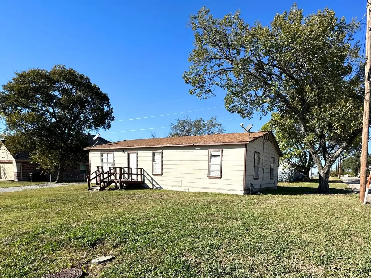 2305 Greenville Street, Caddo Mills, TX 75135 - Image #1