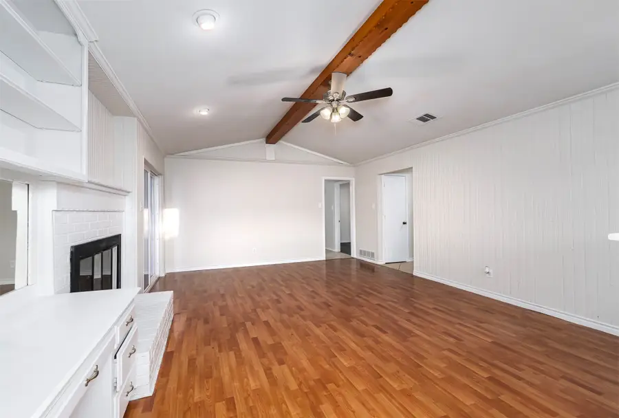 1307 Glassboro Circle, Arlington, TX 76015 - Image #3