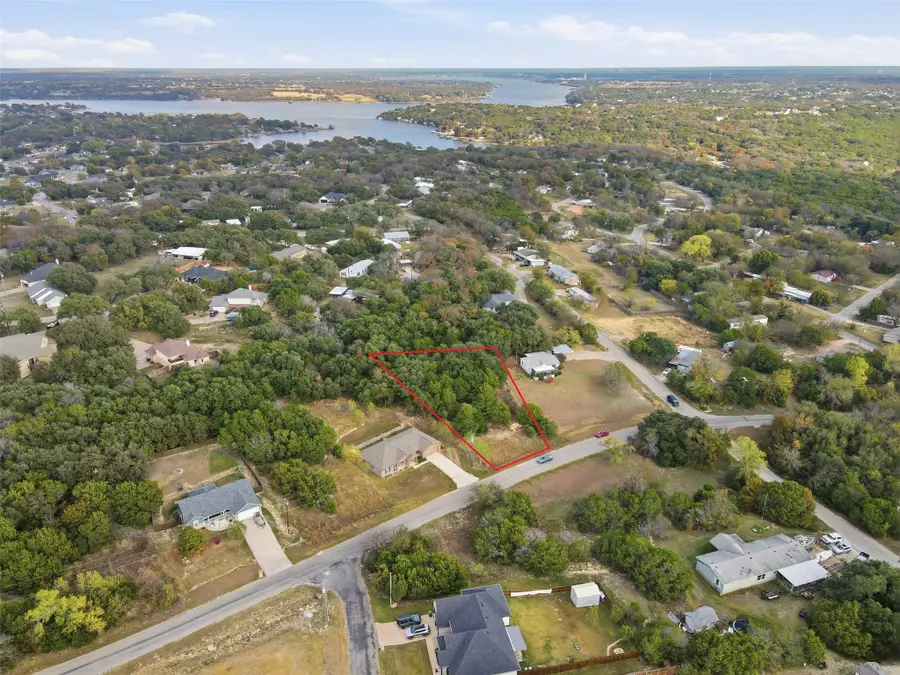 4021 Iron Horse Trail, Granbury, TX 76048 - Image #2