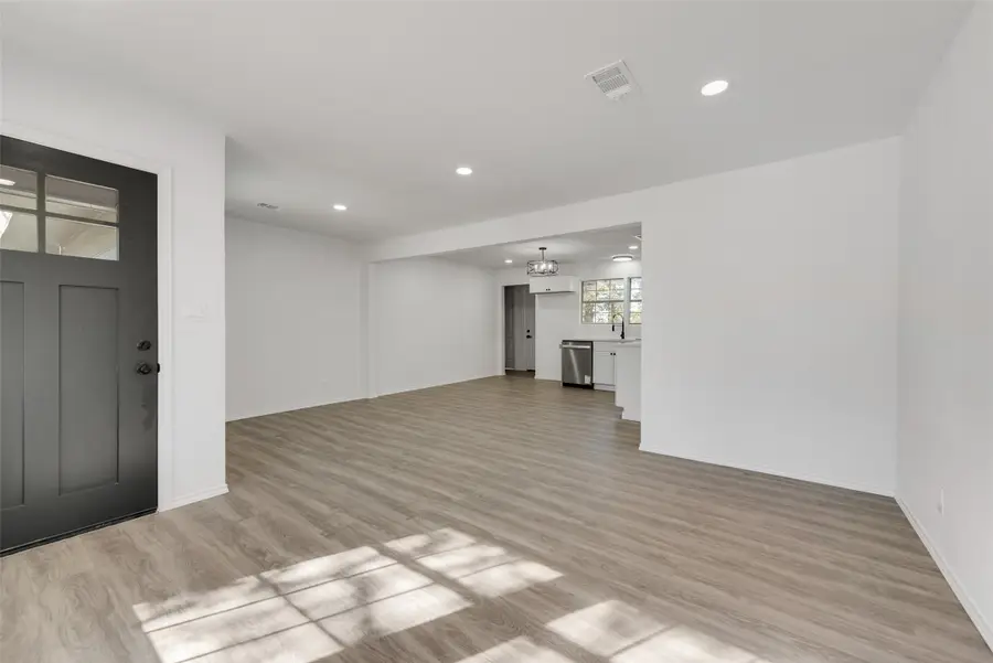 4249 Crenshaw Avenue, Fort Worth, TX 76105 - Image #3