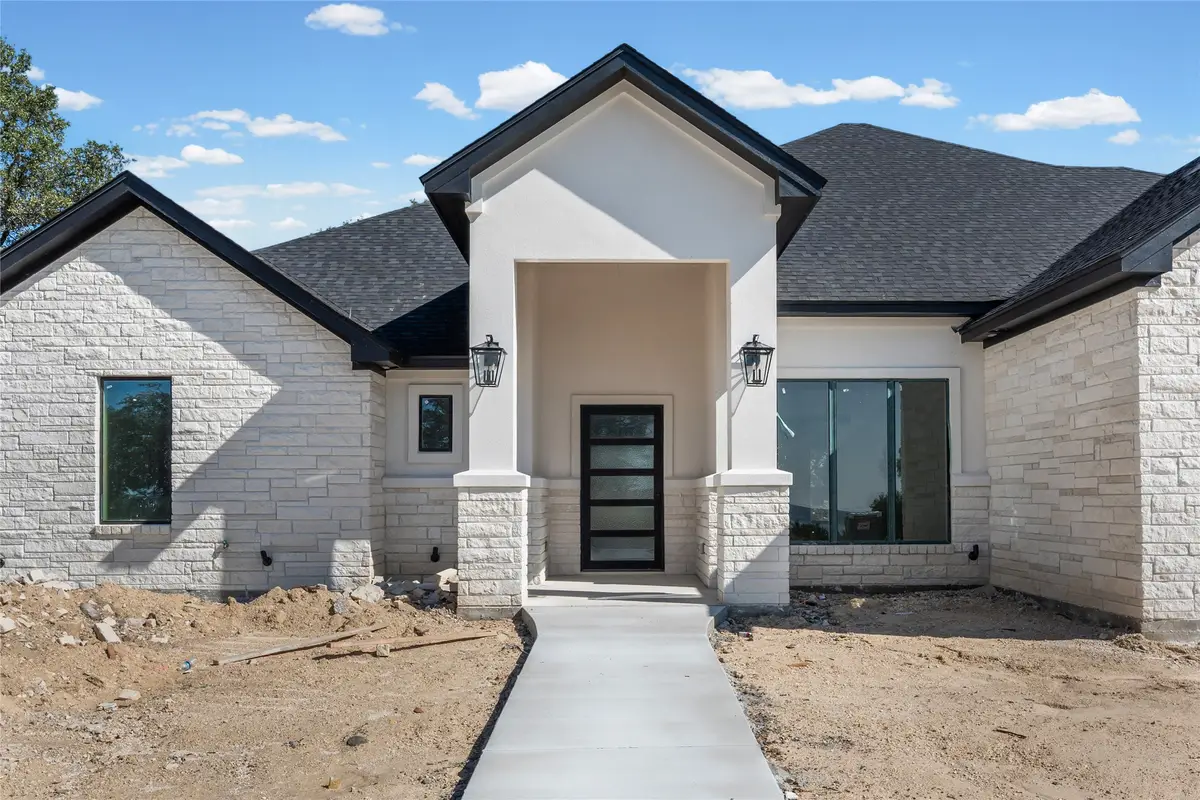 10213 Homesteader Road, Moody, TX 76557 - Image #1