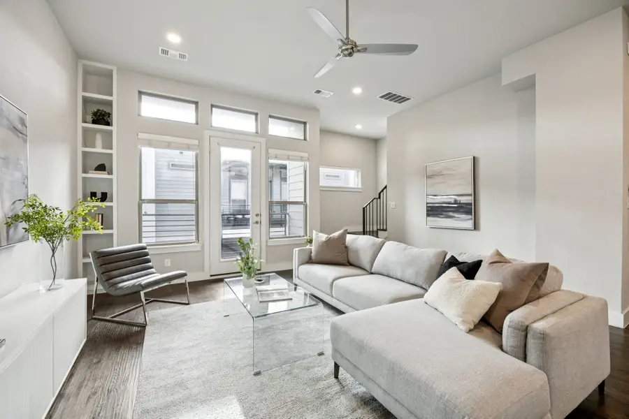 4226 Roseland Avenue #203, Dallas, TX 75204 - Image #2