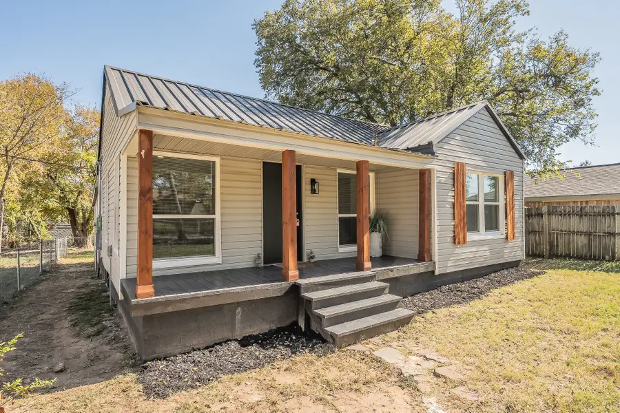 213 S Line Street, Weatherford, TX 76086 - Image #2