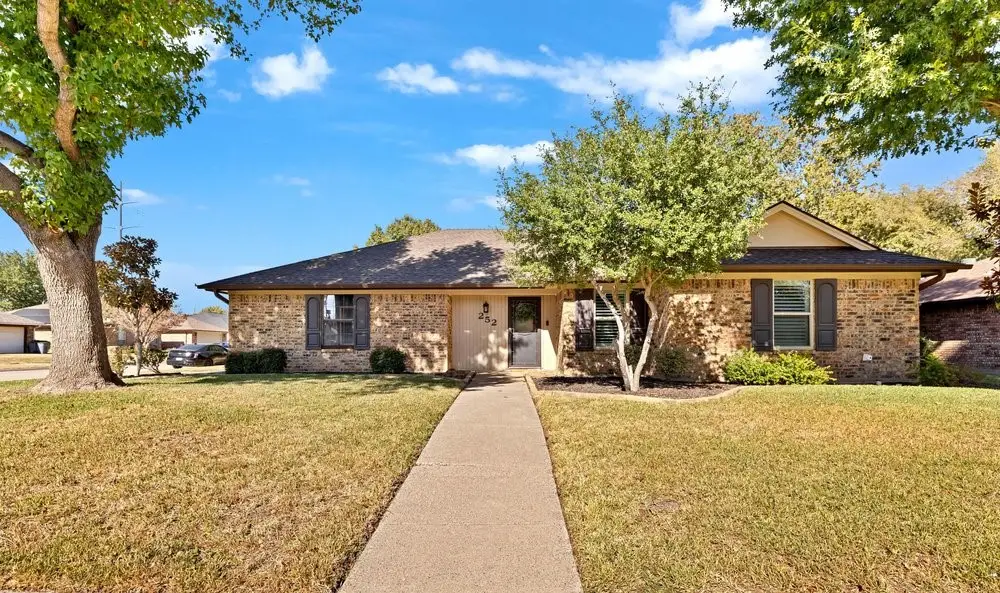 252 Dodge Trail, Keller, TX 76248 - Image #1