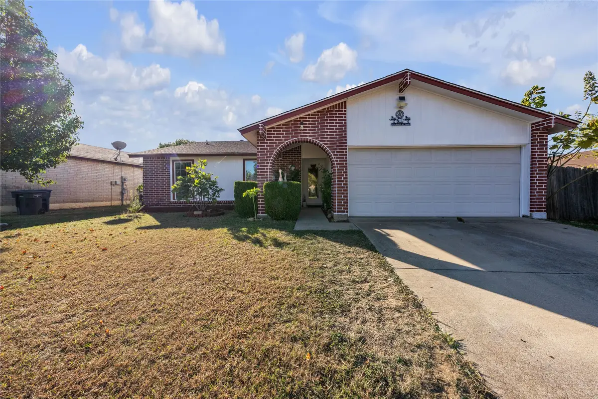 7108 Southridge Trail, Fort Worth, TX 76133 - Image #1