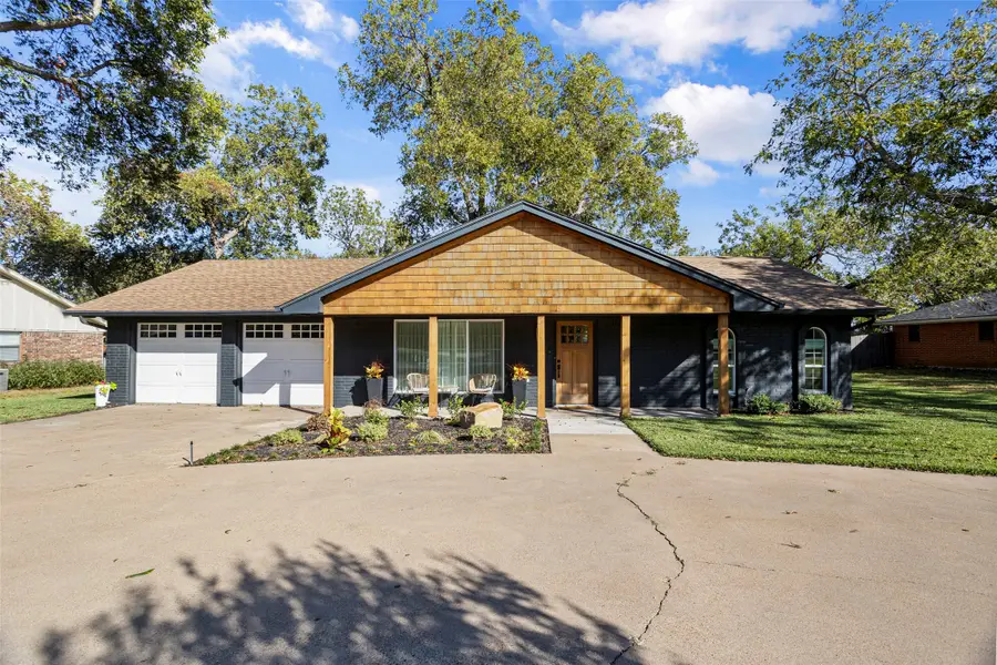 1305 Pecan Drive, Weatherford, TX 76086 - Image #2