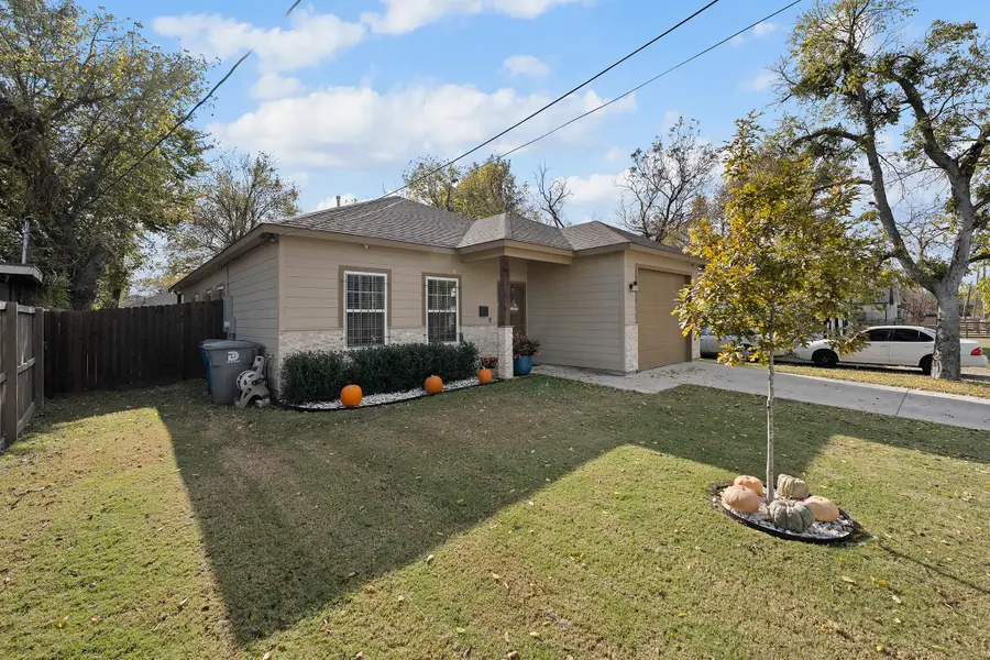 3330 Rutledge Street, Dallas, TX 75215 - Image #3