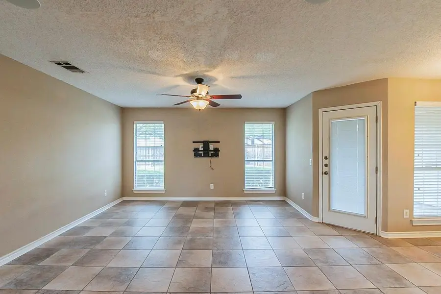 4415 Haverhill Lane, Sachse, TX 75048 - Image #3