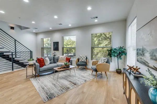 504 S Oconnor Road, Irving, TX 75060