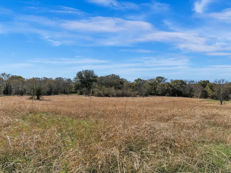 6334 Barrel Springs Road, Nocona, TX 76255 - Image #3