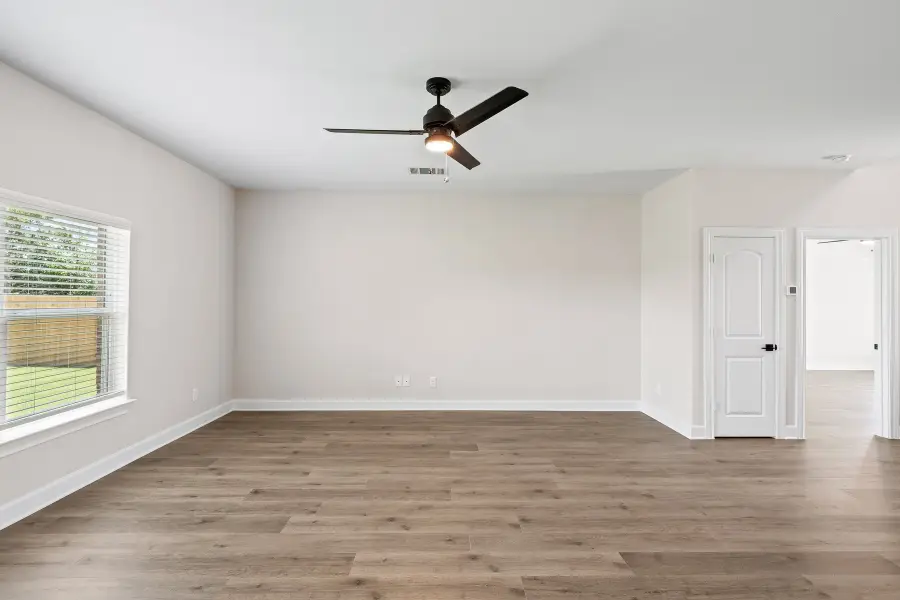 325 Southaven Boulevard, Hutchins, TX 75141 - Image #3