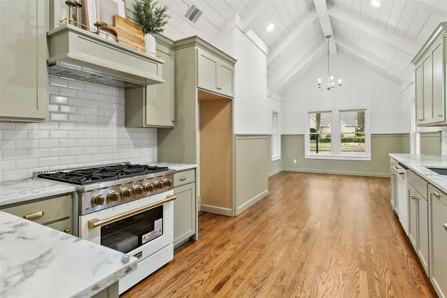 2301 Stanley Avenue, Fort Worth, TX 76110 - Image #3