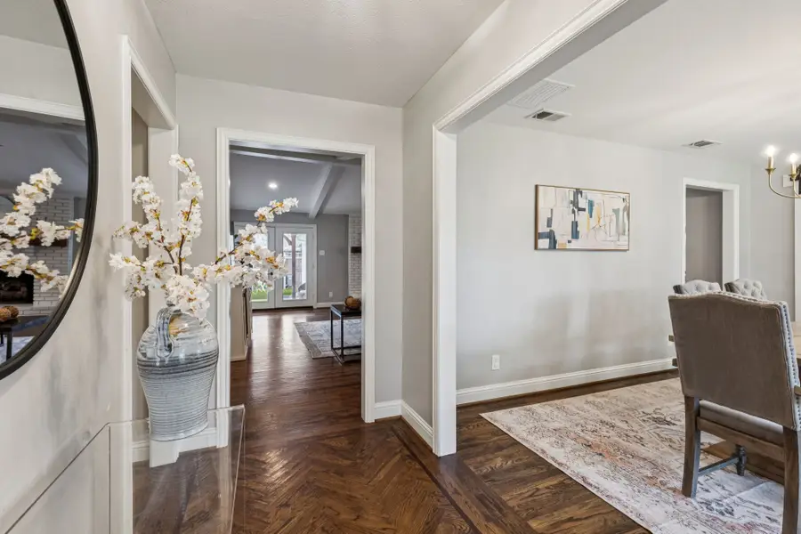 9942 Edgecove Drive, Dallas, TX 75238 - Image #3