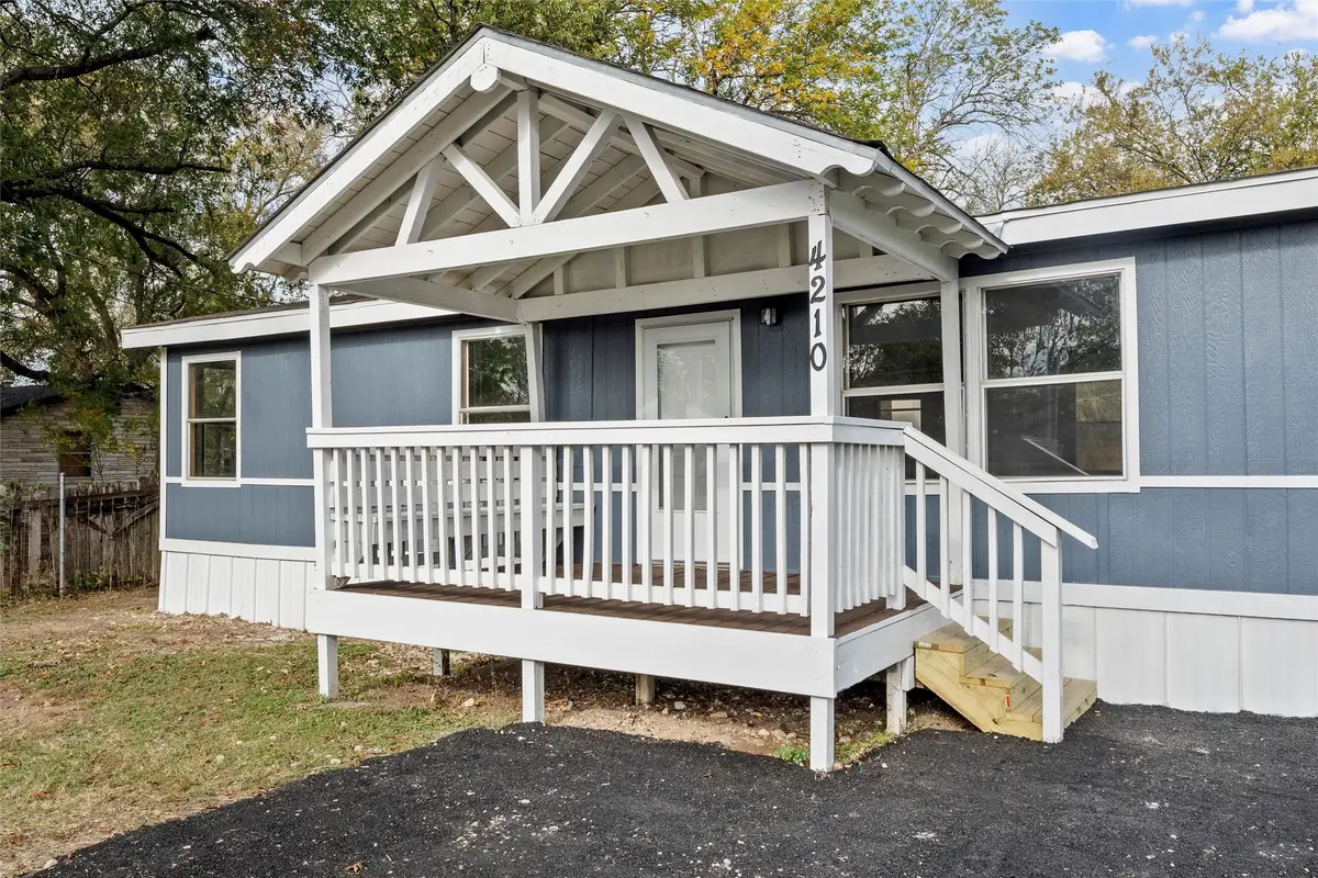 4210 Wheeler Street, Bellmead, TX 76705 - Image #1