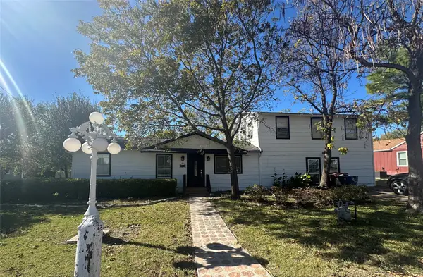 807 N Houston Street, Royse City, TX 75189