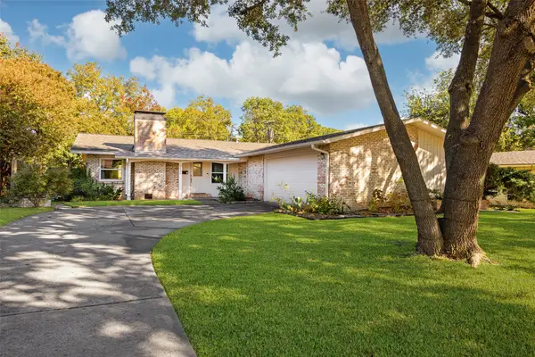 812 Sherbrook Drive, Richardson, TX 75080