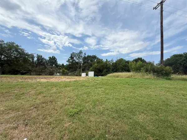 4724 E University Drive, Denton, TX 76208