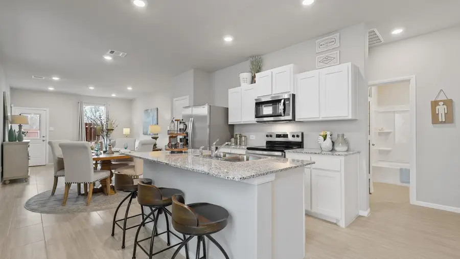 3044 Pecan Farm Lane, Fort Worth, TX 76140 - Image #2