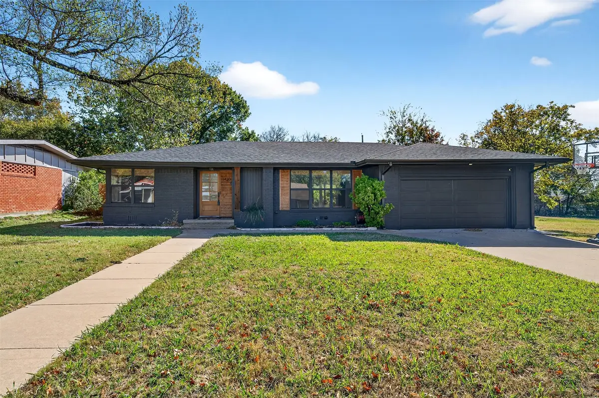 1420 W Shields Drive, Sherman, TX 75092 - Image #1