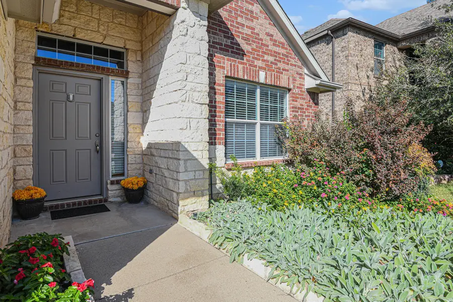 1249 Shalimar Drive, Fort Worth, TX 76131 - Image #3