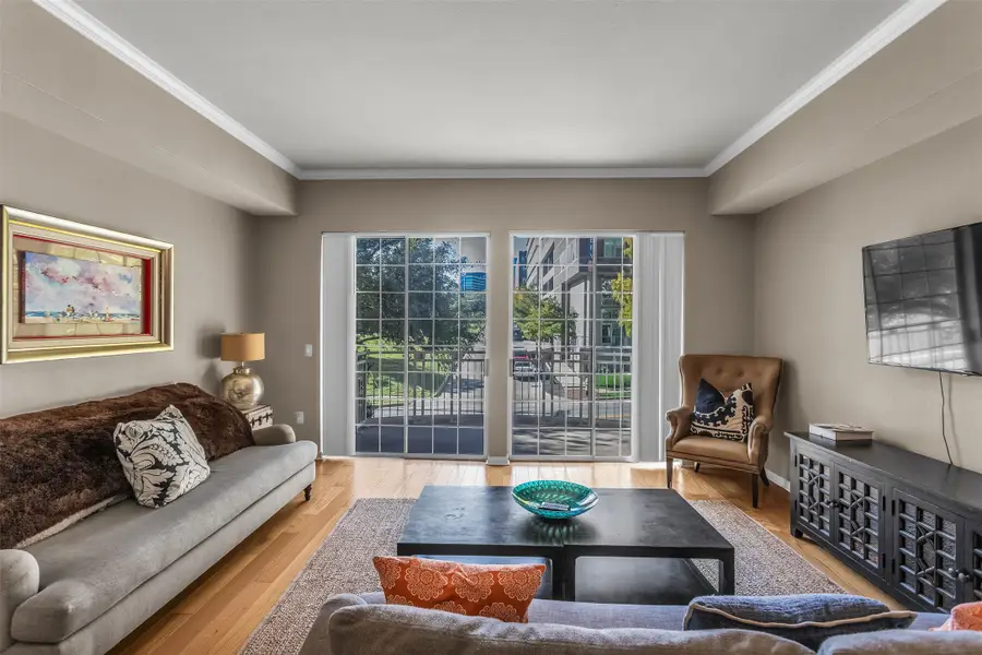 3225 Turtle Creek Boulevard #10, Dallas, TX 75219 - Image #2