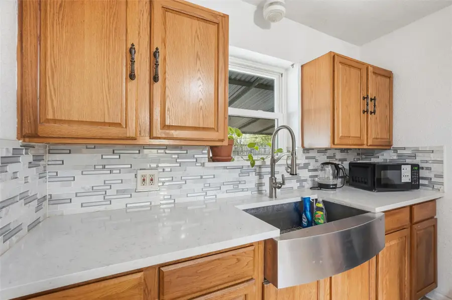 2223 Longwood Lane, Dallas, TX 75228 - Image #2