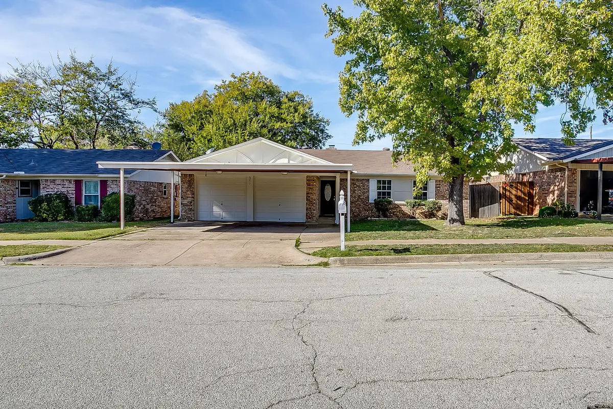 6217 Sunnybrook Drive, Watauga, TX 76148 - Image #1