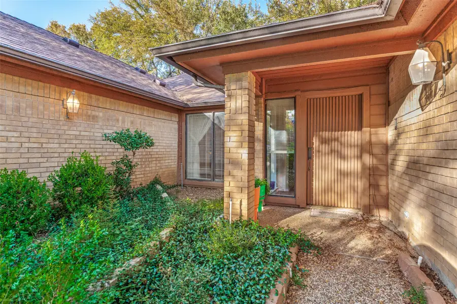 3008 Old Mill Run, Grapevine, TX 76051 - Image #2