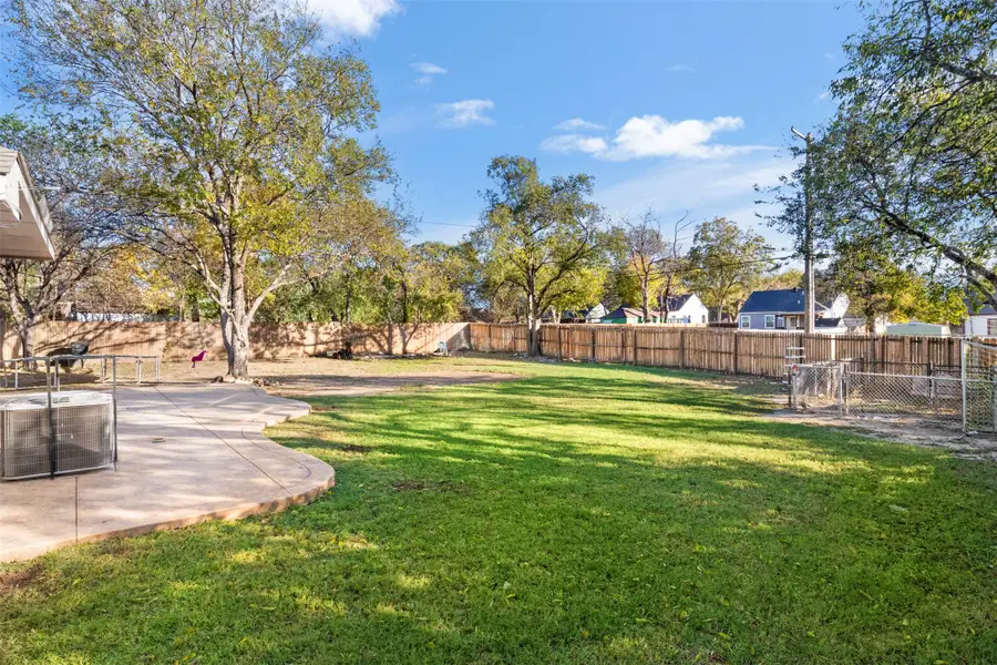 1318 Exeter Avenue, Dallas, TX 75216 - Image #3