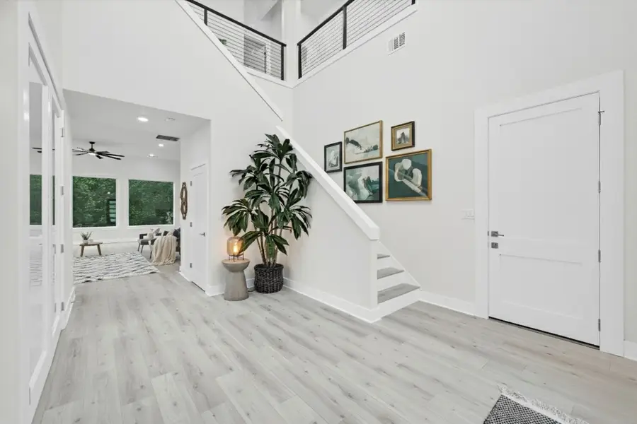 320 Bentwood Drive, Pottsboro, TX 75076 - Image #2