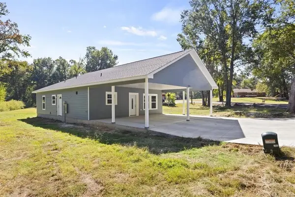 520 N Cecelia, Mt Pleasant, TX 75455