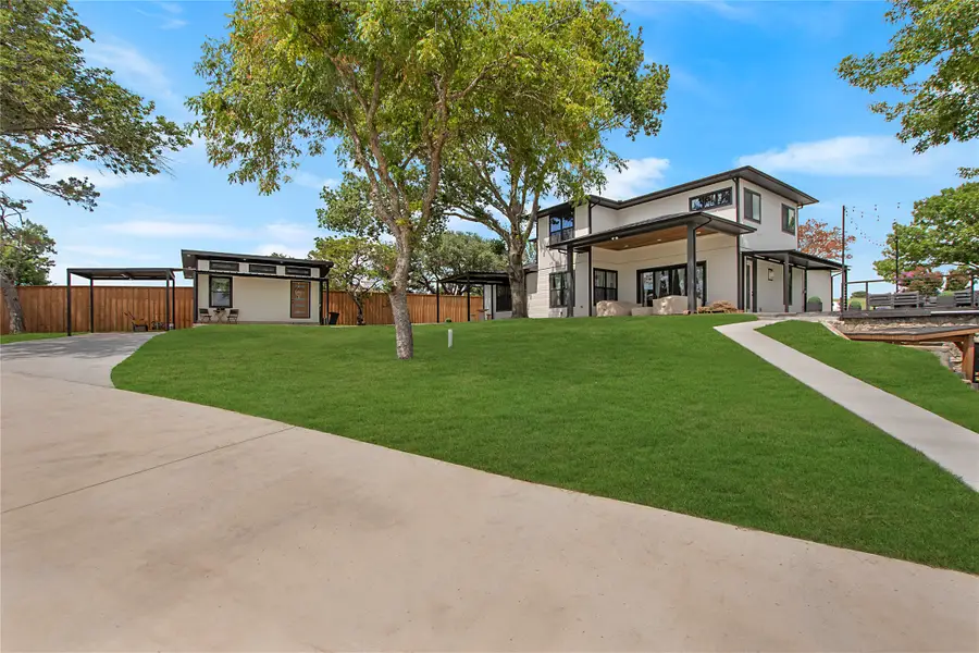 301 Paint Pony Trail N, Fort Worth, TX 76108 - #2