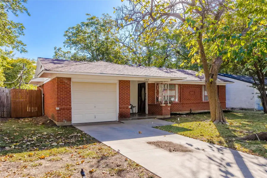 13454 Glenside Drive, Farmers Branch, TX 75234 - Image #3