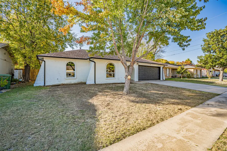 6901 Bennington Drive, Watauga, TX 76148 - Image #3