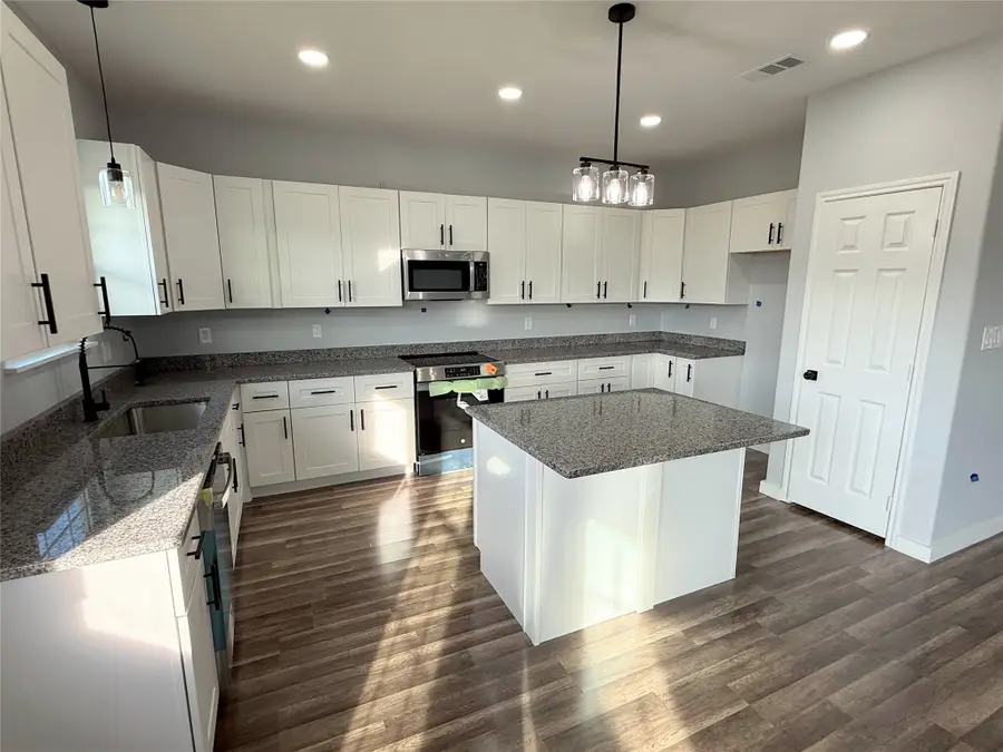 119 County Road 1725, Mount Pleasant, TX 75455 - Image #3