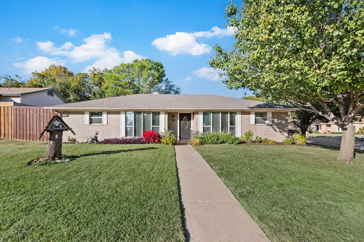 1723 Post Oak Drive, Bedford, TX 76021 - Image #1