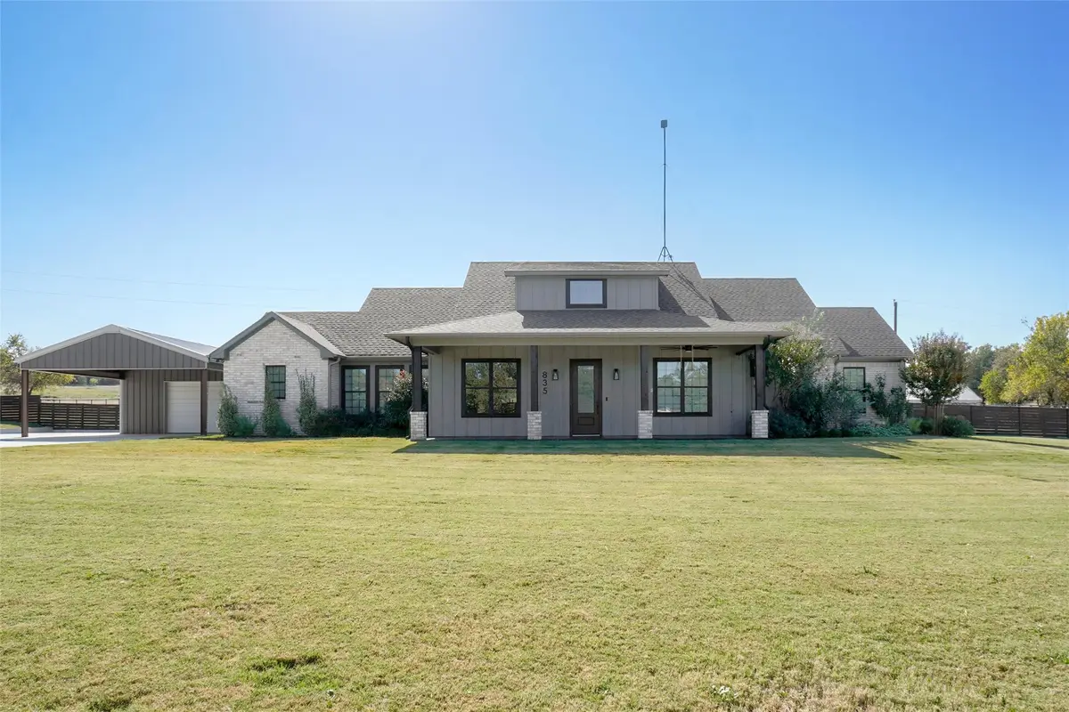 835 County Road 2175, Decatur, TX 76234 - Image #1