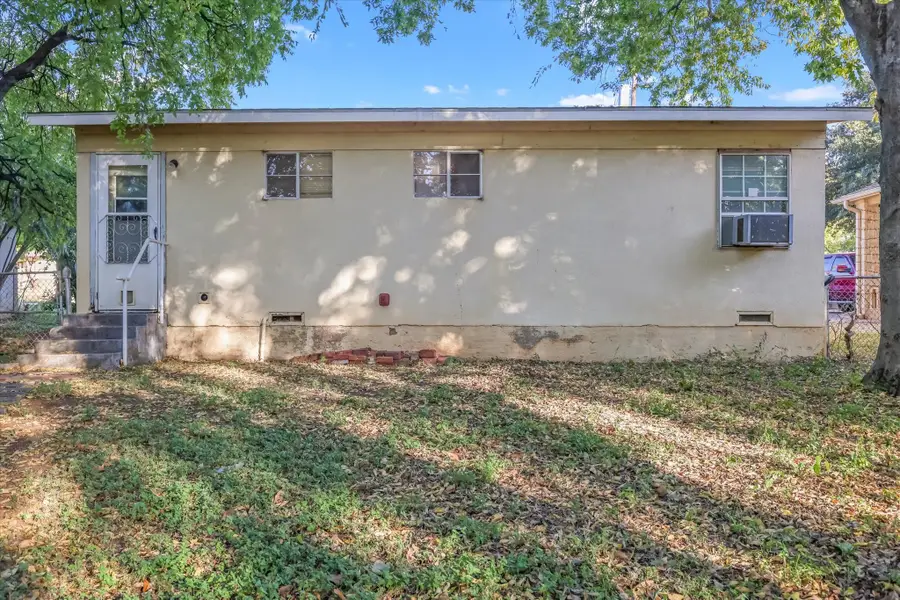 4021 Honey Lane, North Richland Hills, TX 76180 - Image #3