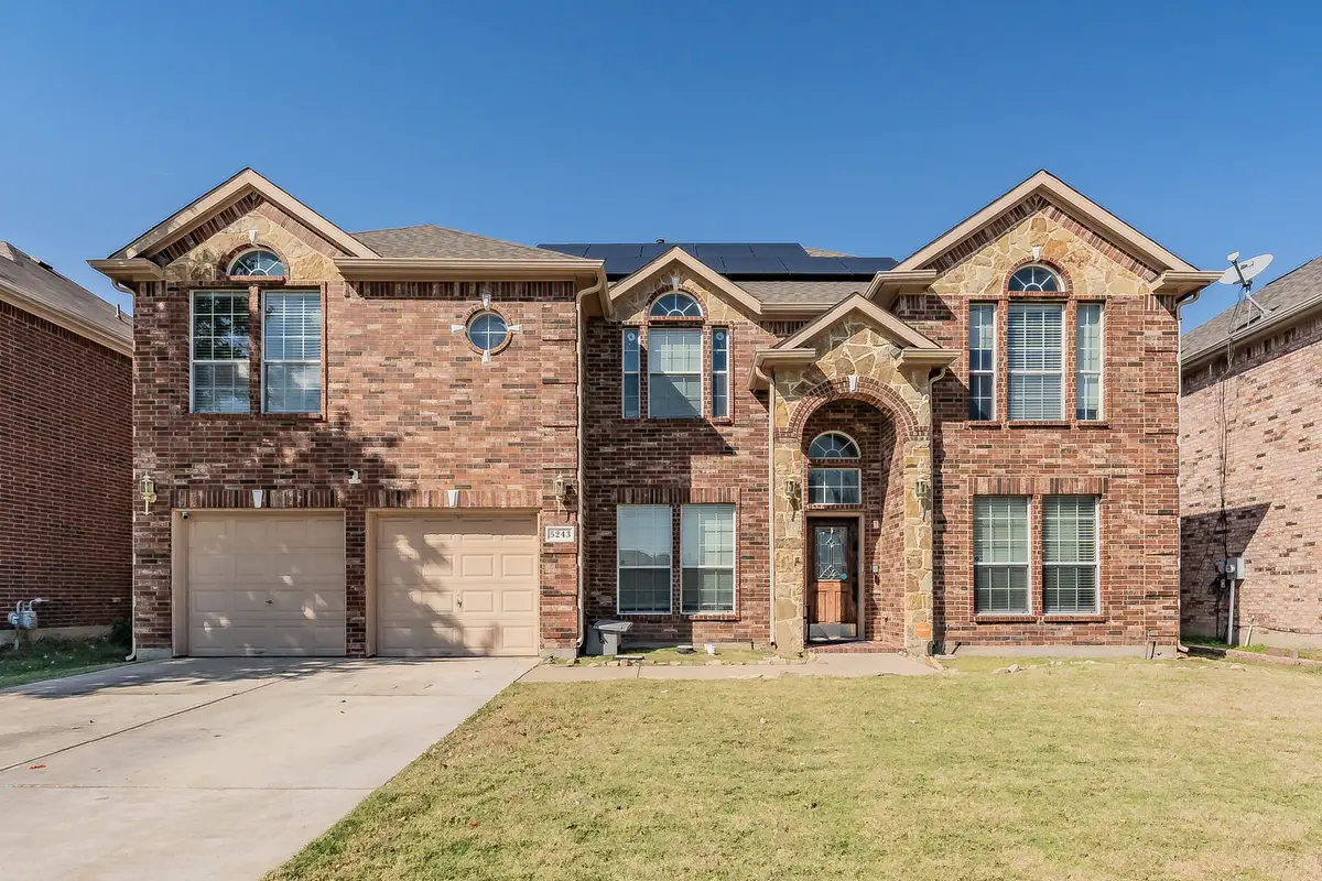 5243 W Cove Way, Grand Prairie, TX 75052 - Image #1