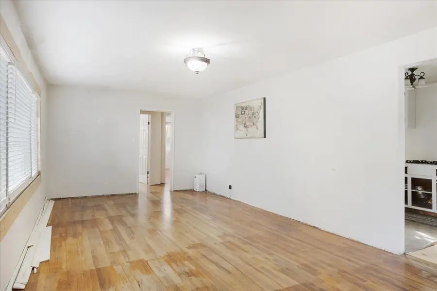 203 S Carter Street, Whitewright, TX 75491 - Image #3