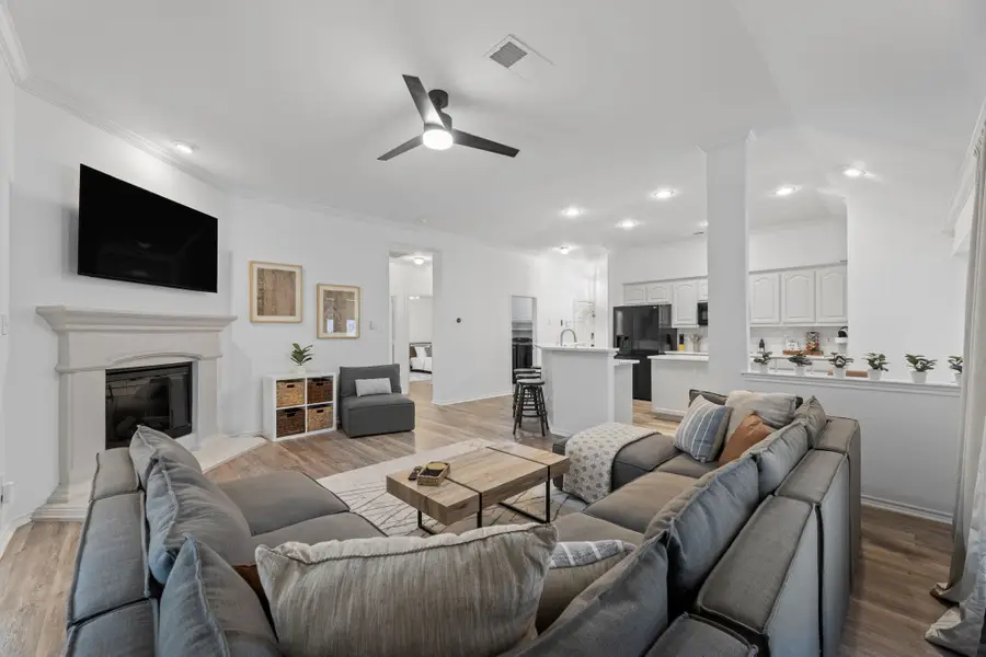 1024 Shortleaf Pine Drive, Arlington, TX 76012 - #2