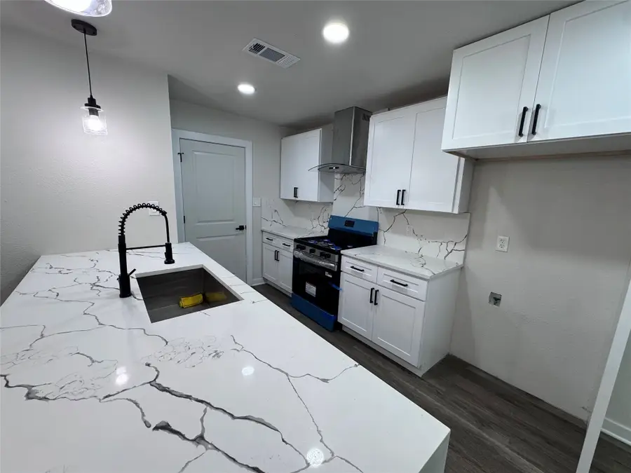 4308 Vandervort Drive, Dallas, TX 75216 - Image #3