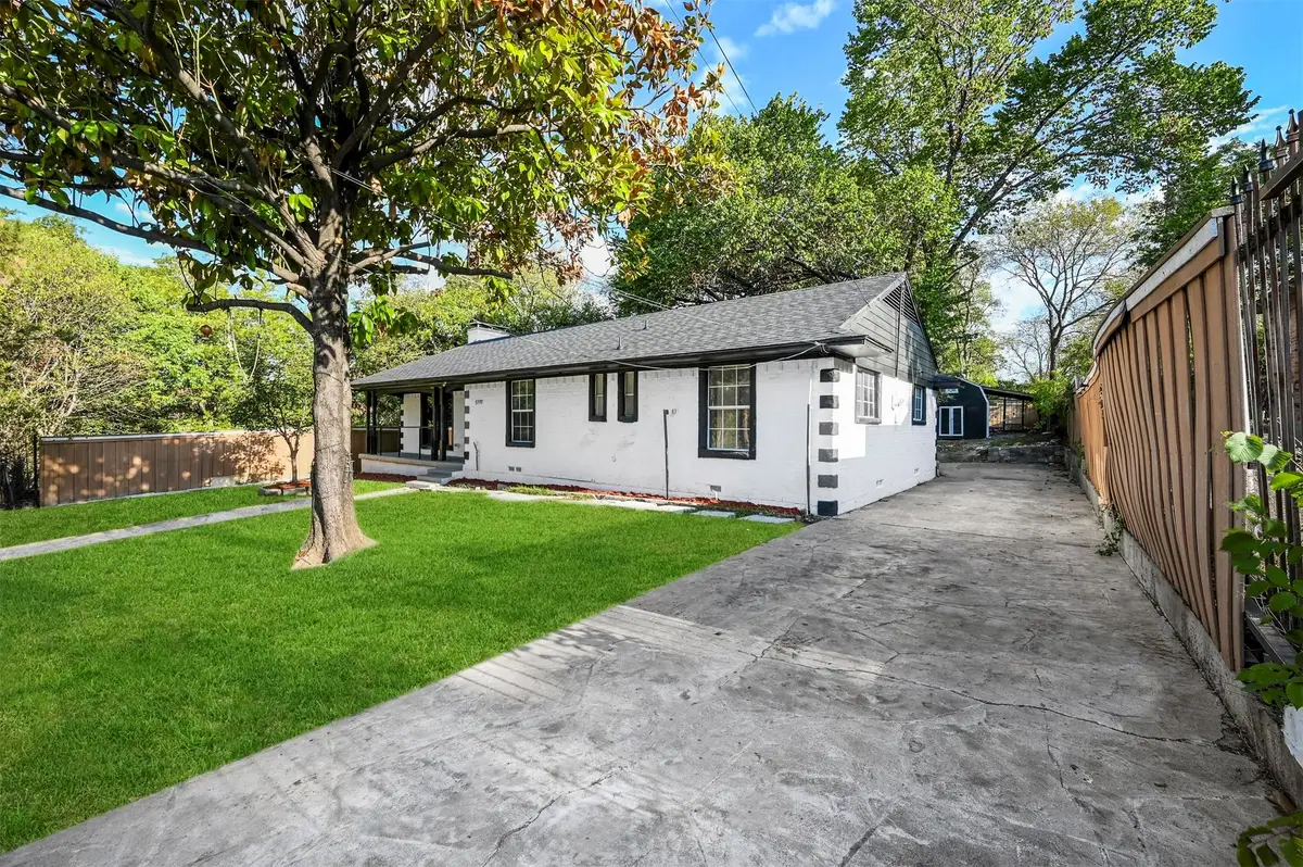 1711 Essex Avenue, Dallas, TX 75203 - Image #1