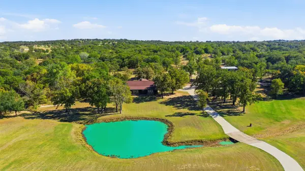 160 Falcon Drive, Weatherford, TX 76088